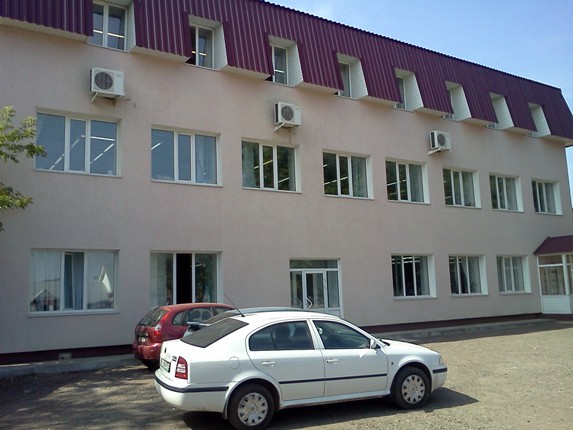 Торгово-производственное здание ООО Камея в городе Нефтекамске
